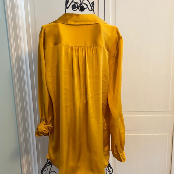 Vince Camuto Mustard Yellow Blouse - Picture 4 of 4